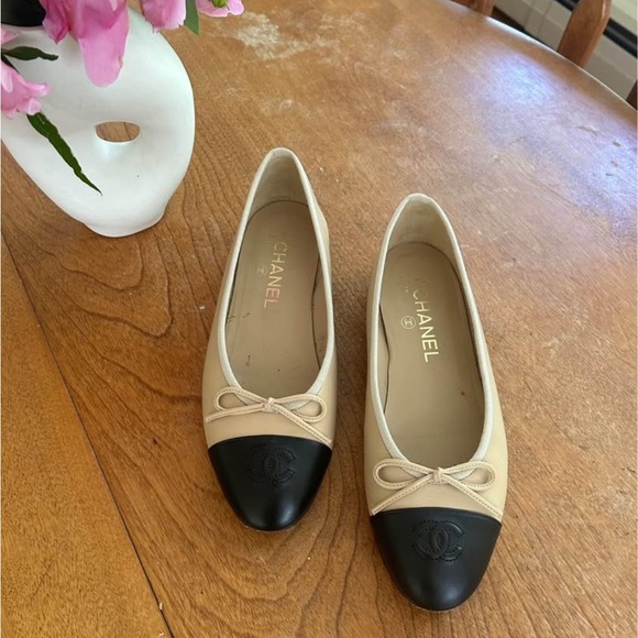 Chanel Ballet Flats - Picture 4 of 9